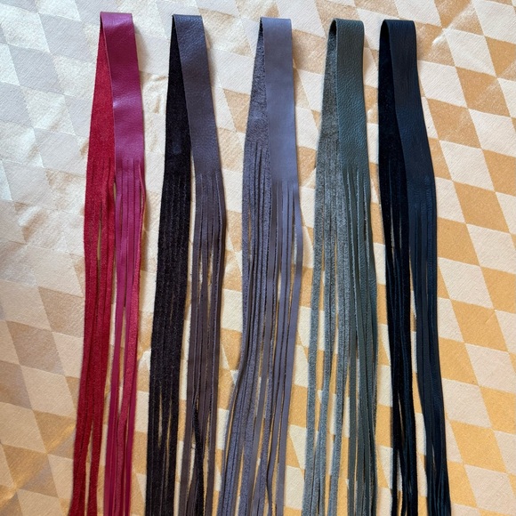 Black Leather Choker Necklace / Fringe Bracelet - Picture 4 of 6